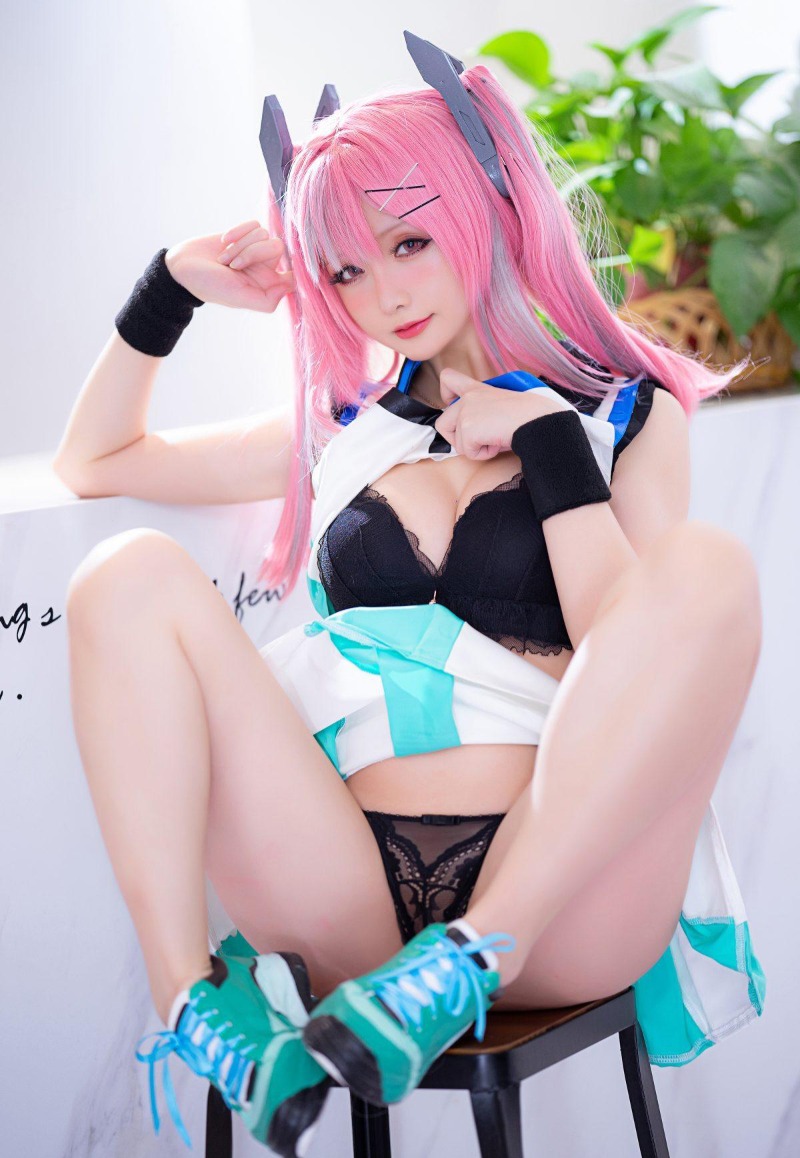 布莱默顿网球_ 小姐姐星之迟迟_ Coser_小姐姐星之迟迟 VOL.077 布莱默顿网球 (4).jpg